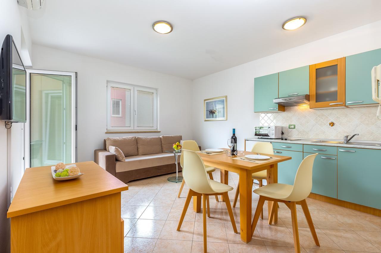 Apartament Nada *