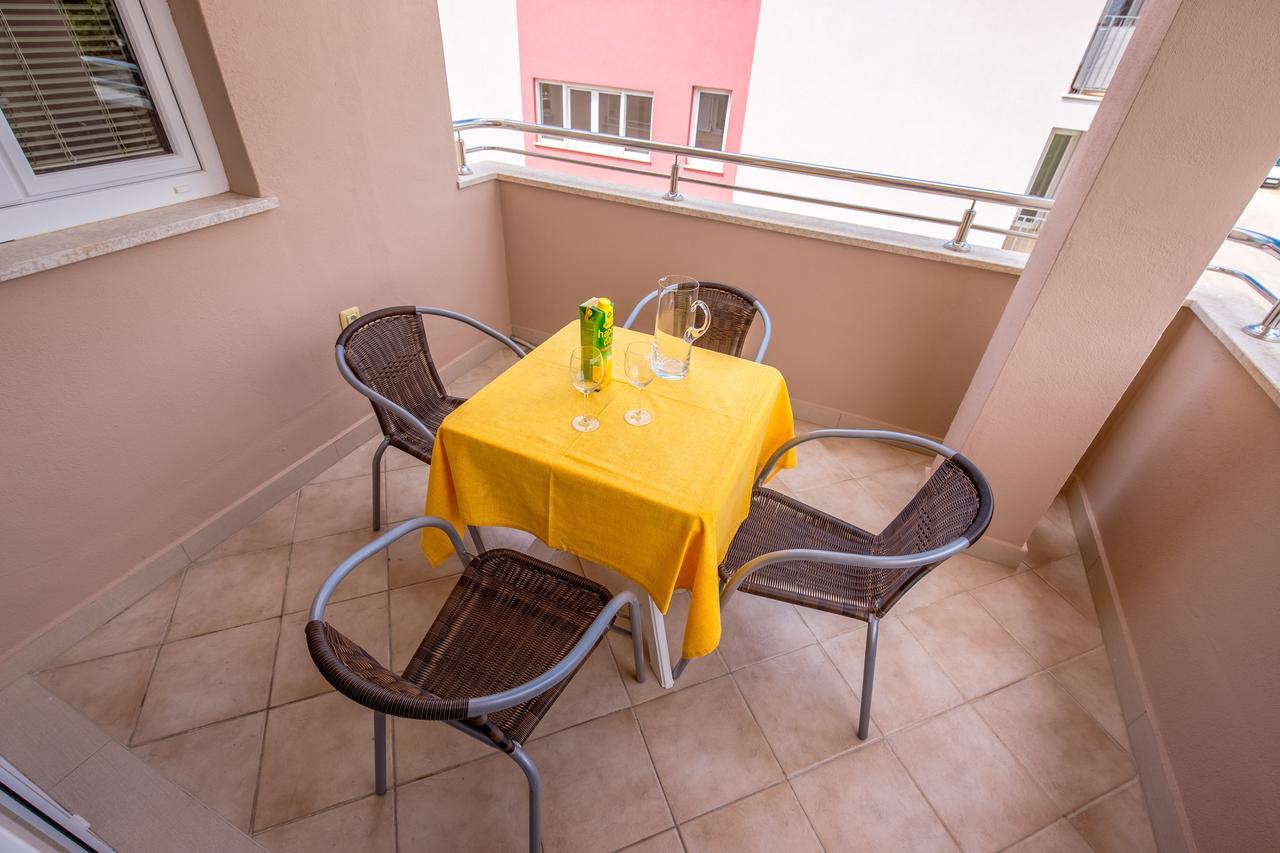Nada Apartament *